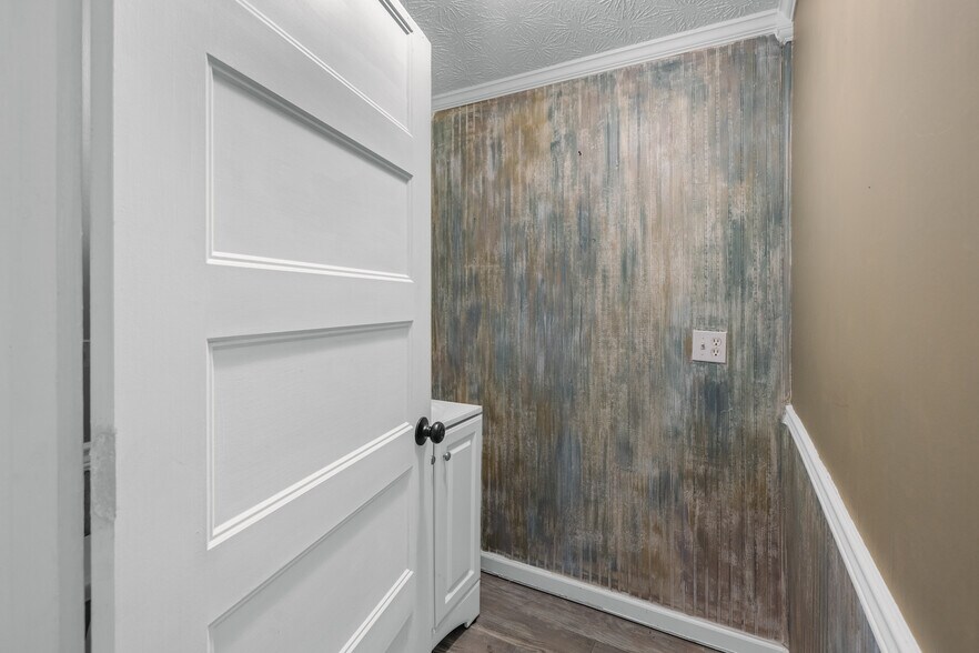 More Photos Of 503 E Spring St, Monroe Office Residential For Sale