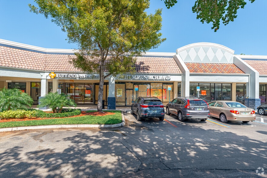 More Photos Of 10075-10155 W Oakland Park Blvd, Sunrise Unknown For Lease