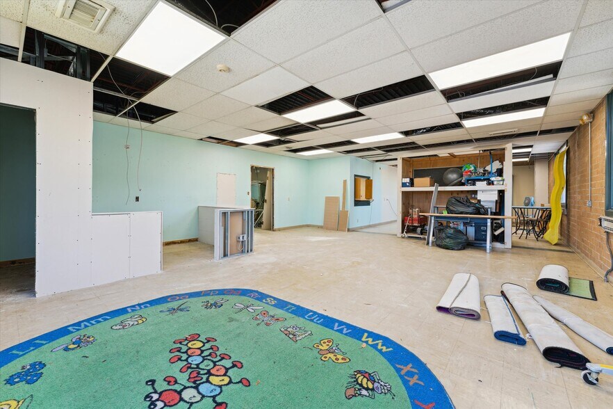 More Photos Of 3333 Brecksville Rd, Richfield Office For Lease