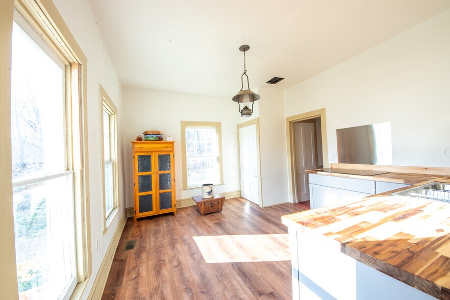 More Photos Of 345 Dorr Edson Rd, Oneonta Apartments For Sale