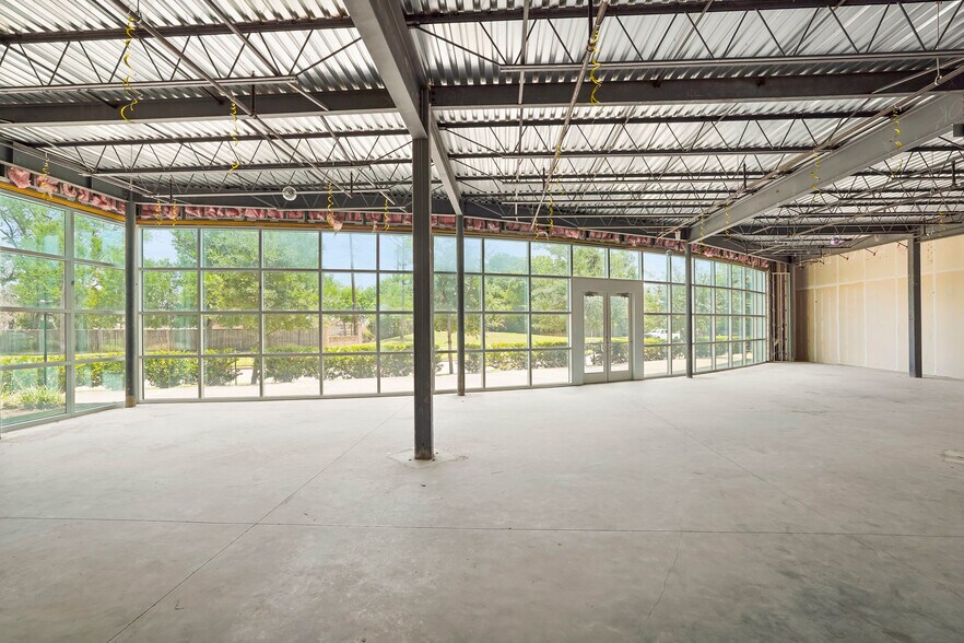 More Photos Of 1140 Enclave Pky, Houston Medical For Sale