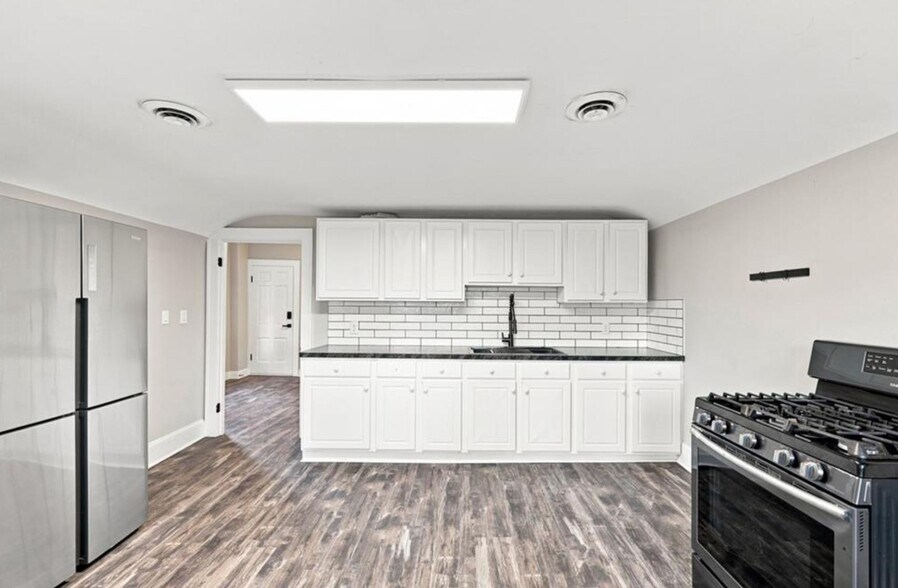 More Photos Of 3457 Clinton St, West Seneca Office Residential For Sale