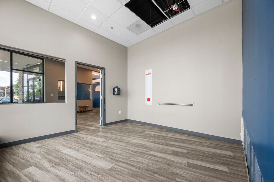 More Photos Of 1700 Plymouth Rd, Minnetonka Apartments For Lease