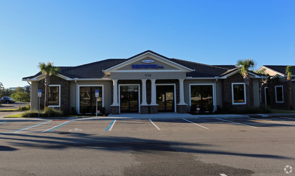 Primary Photo Of 938 International Pky, Lake Mary Medical For Lease