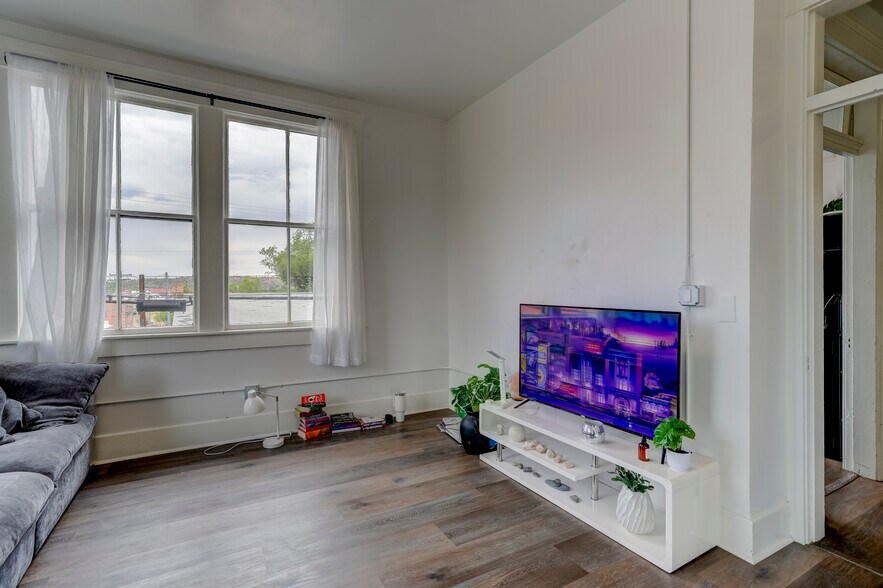 More Photos Of 215 E Willis St, Prescott Apartments For Sale