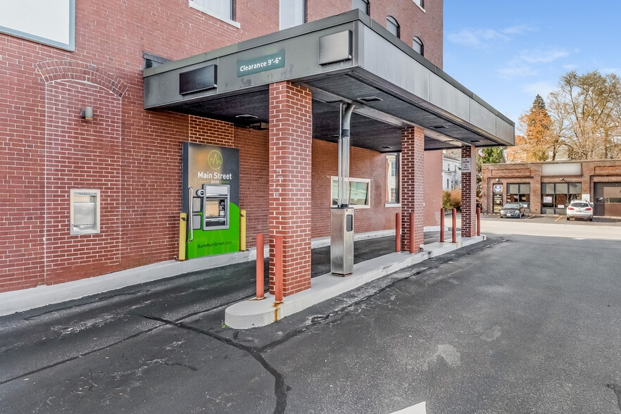 More Photos Of 21 E Main St, Westborough Office For Lease