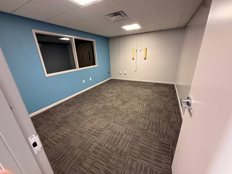 More Photos Of 3223 1st Ave SE, Cedar Rapids Medical For Sale