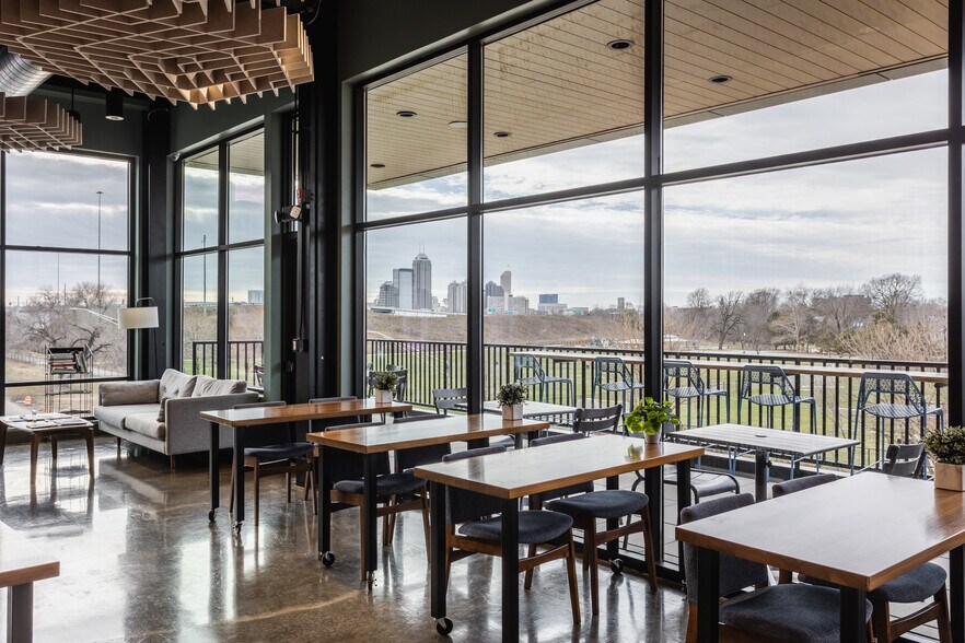 More Photos Of 1533 Lewis St, Indianapolis Coworking Space