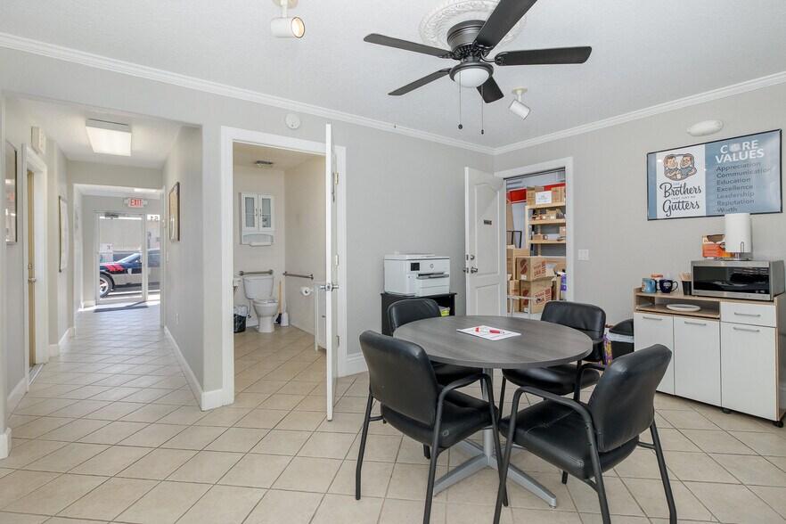 More Photos Of 6151 Springer Dr, Port Richey Warehouse For Sale