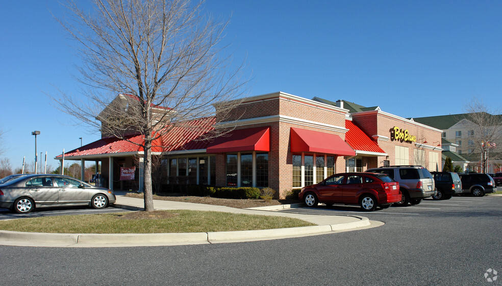 Primary Photo Of 996 Corporate Blvd, Linthicum Heights Restaurant For Lease