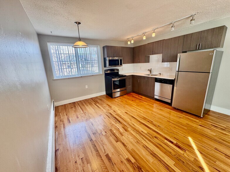 More Photos Of 1258 Marion St, Denver Apartments For Sale