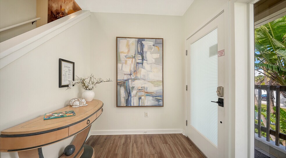 More Photos Of 5610 AVENIDA DEL MARE, Sarasota Specialty For Sale