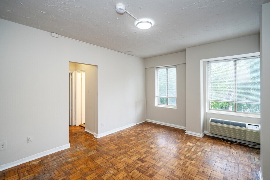 More Photos Of 2801 15th St NW, Washington Apartments For Sale