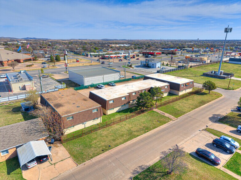 More Photos Of 6401 NW Oak Ave, Lawton Apartments For Sale