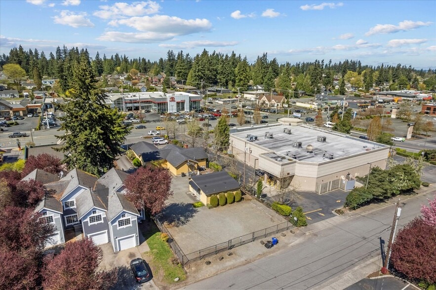 More Photos Of 6915 Evergreen Way, Everett Freestanding For Sale