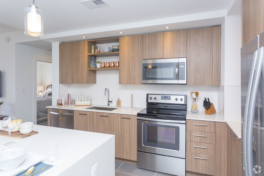 More Photos Of 180 NE 29th St, Miami Apartments For Lease