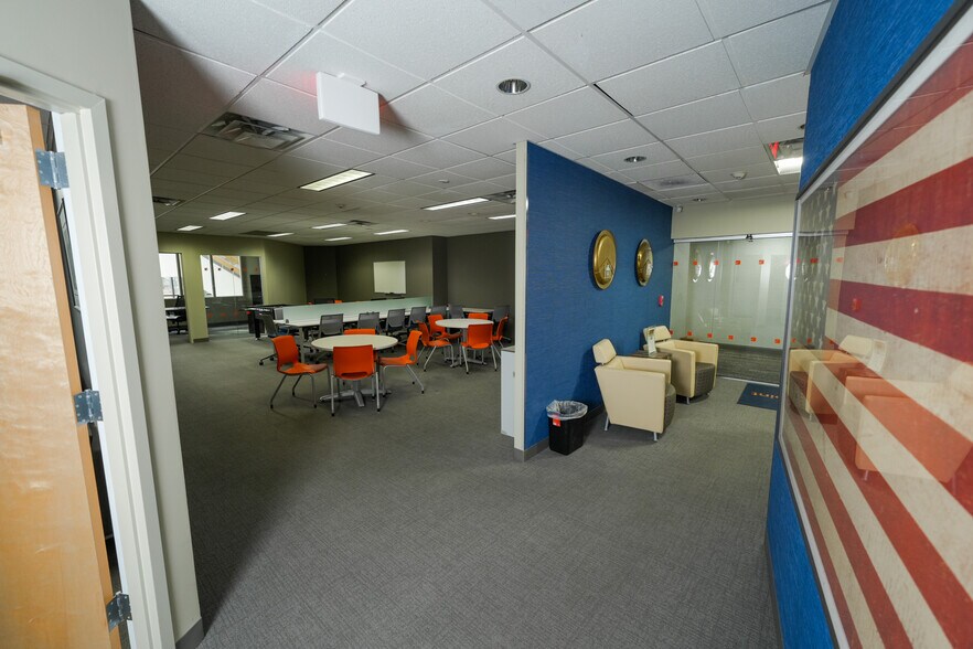 More Photos Of 65 Harristown Rd, Glen Rock Office For Lease