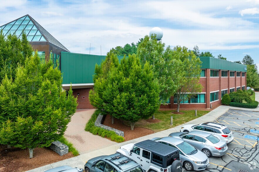 More Photos Of 350 Myles Standish Blvd, Taunton Flex For Lease