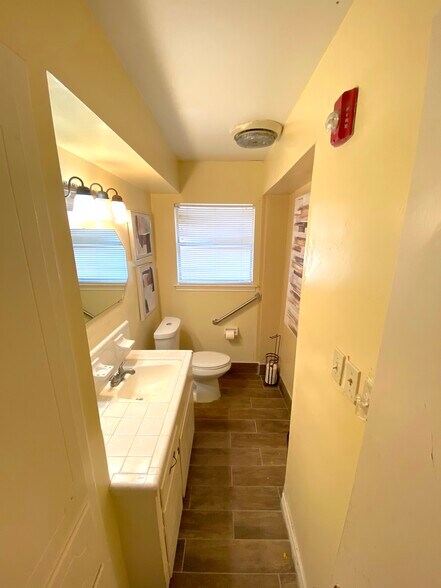 More Photos Of 15518 Silver Ridge Dr, Houston Specialty For Sale