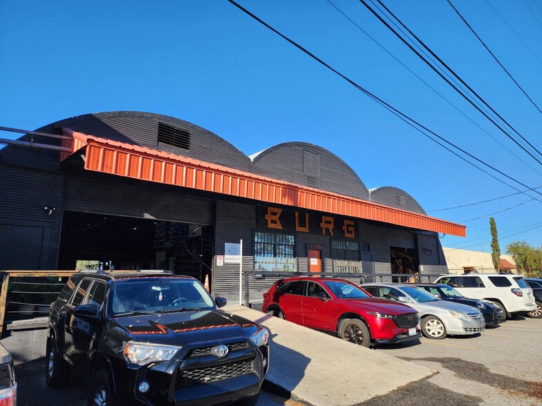 Primary Photo Of 1150 N 19th St, Saint Petersburg Warehouse For Lease