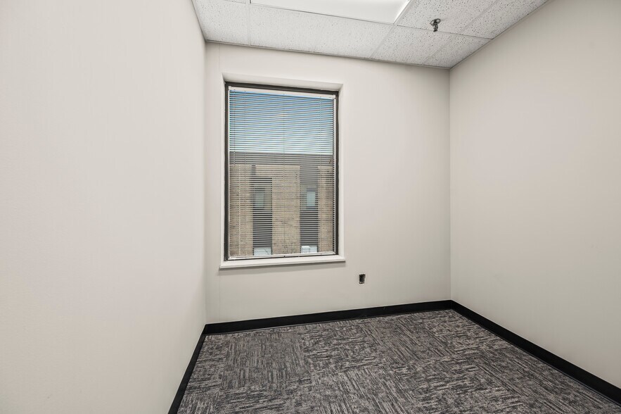 More Photos Of 8025 North Point Blvd, Winston-Salem Office For Lease