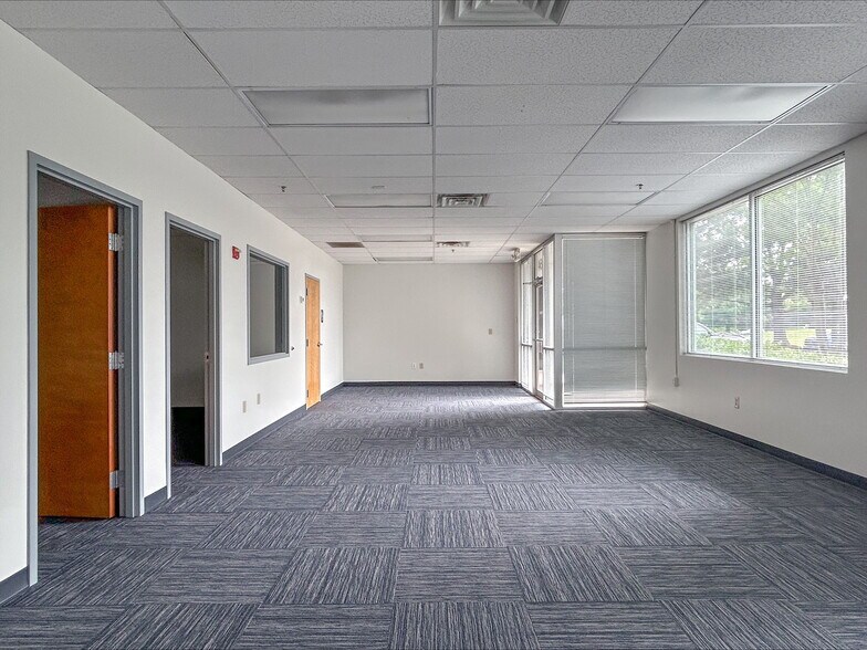 More Photos Of 40-68 Liberty Industrial Pky, McDonough Warehouse For Lease