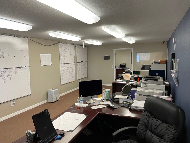 More Photos Of 777 Wesley Ave, Tarpon Springs Warehouse For Lease