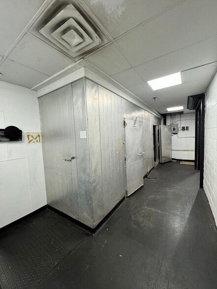 More Photos Of 149-18 Guy R Brewer Blvd, Jamaica Warehouse For Sale