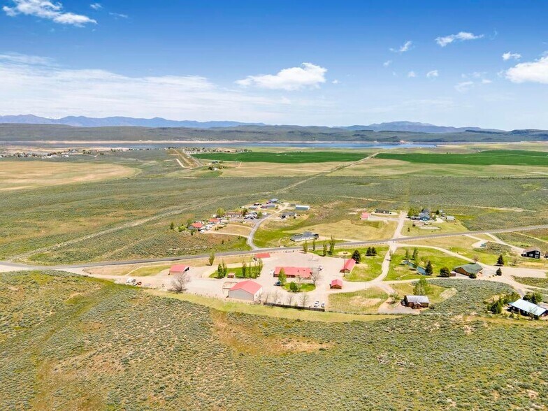 More Photos Of 319 W Magic Rd, West Magic Hospitality For Sale