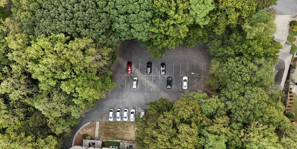 More Photos Of 4651 Roswell Rd NE, Atlanta Medical For Lease