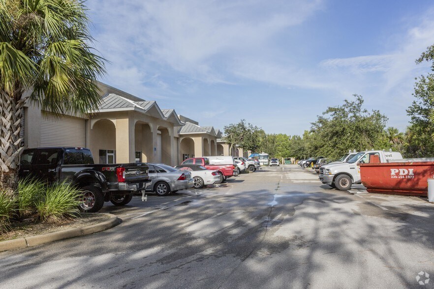 More Photos Of 3945 Tollhouse Dr, Naples Warehouse For Lease