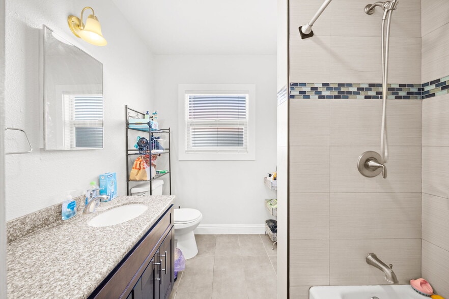 More Photos Of 480 W 18th St, San Bernardino Apartments For Sale