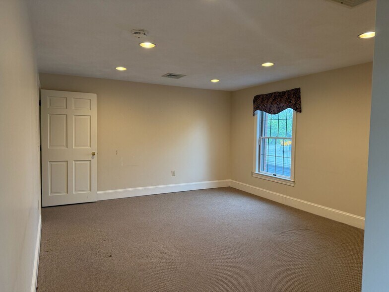 More Photos Of 1624 Sudbury Rd, Concord Medical For Lease