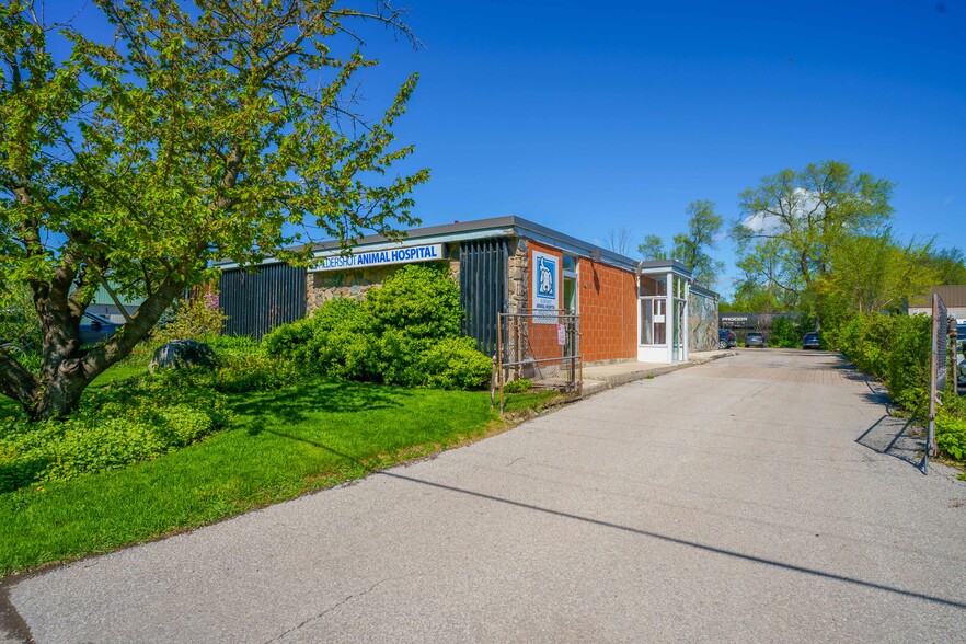 Primary Photo Of 475 Enfield Rd, Burlington Veterinarian Kennel For Sale