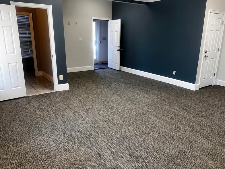 More Photos Of 1230 John B White SR Blvd, Spartanburg Office For Lease