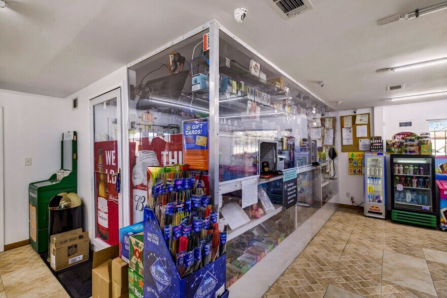 More Photos Of 9602 White Bluff Rd, Savannah Convenience Store For Sale