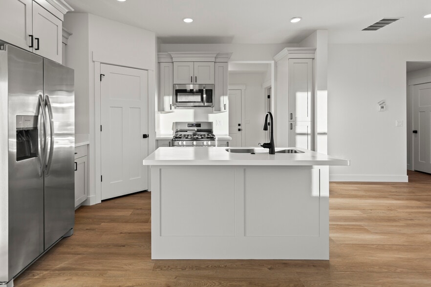 More Photos Of 39 N 200 E, Richfield Multifamily For Sale