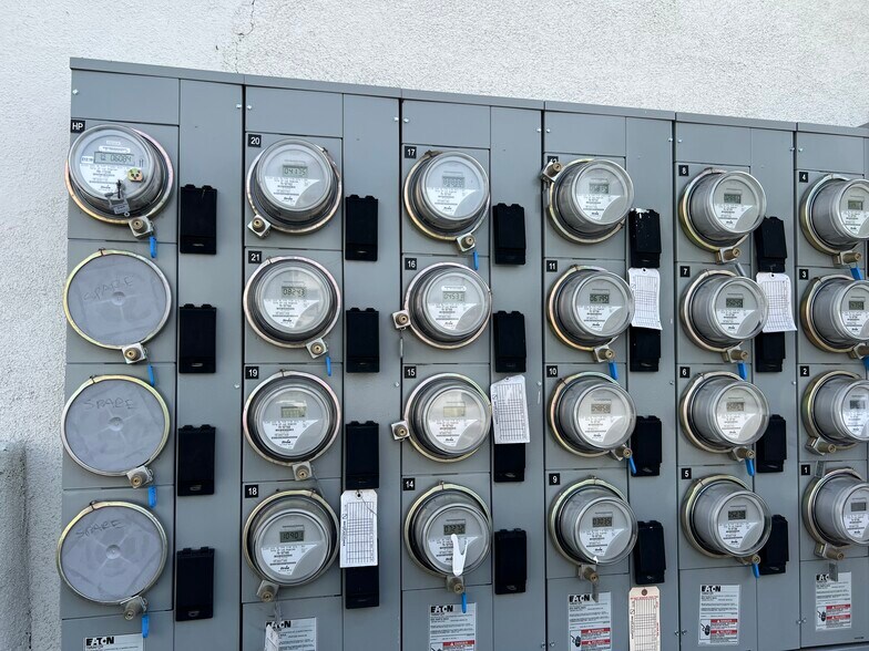 More Photos Of 1717-1725 Park Ave, Los Angeles Apartments For Sale