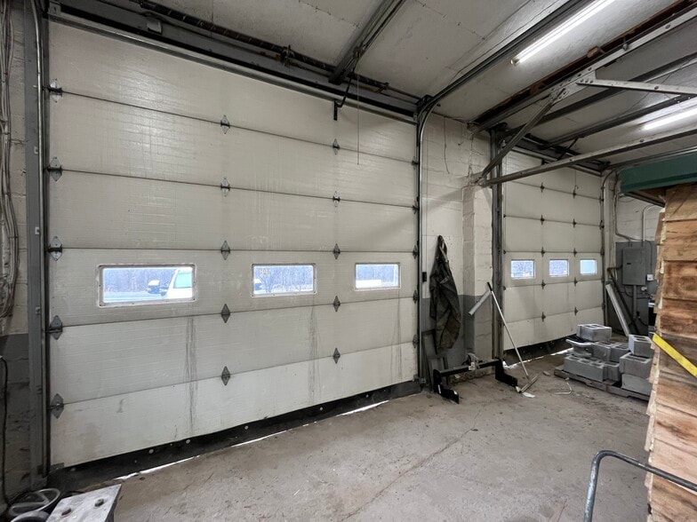 More Photos Of 1922 US-11, Tully Showroom For Sale