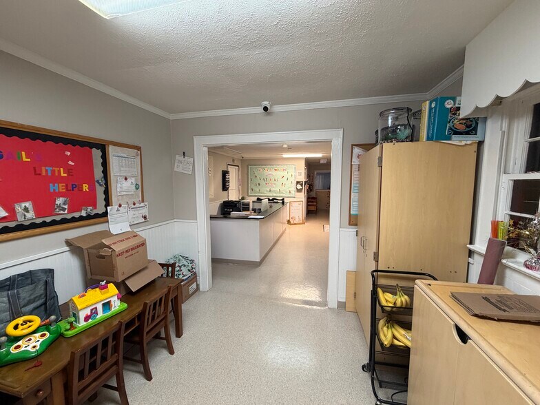 More Photos Of 4168 S Main St, Acworth Daycare Center For Sale