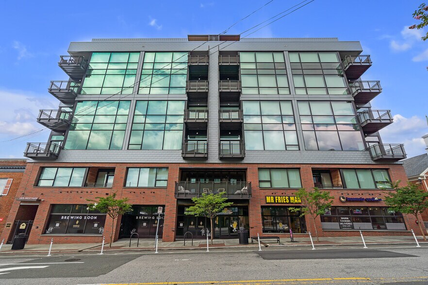 Primary Photo Of 1105 W Main St, Durham Apartments For Sale