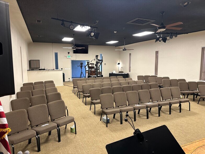 More Photos Of 1001 W Noble Ave, Visalia Specialty For Sale