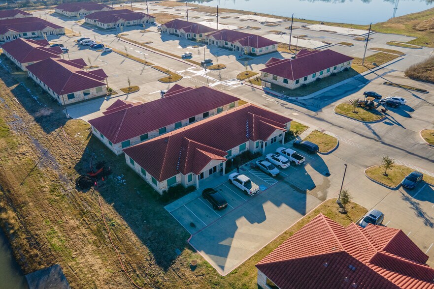 More Photos Of 2743 Smith Ranch Rd, Pearland Office For Lease