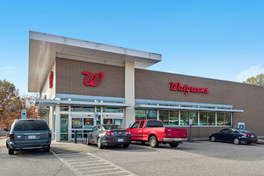 More Photos Of 525 N Cannon Blvd, Kannapolis Drugstore For Sale