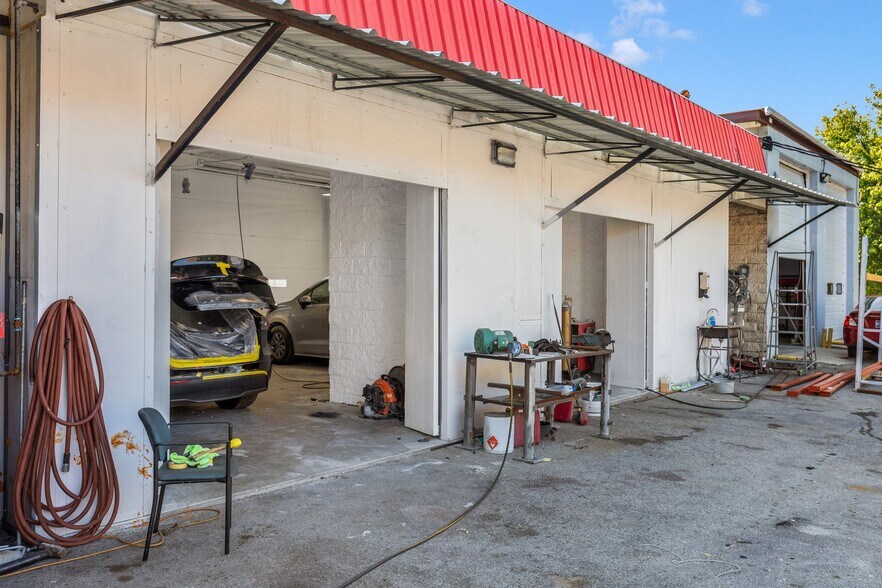 More Photos Of 2245 Murfreesboro Rd, Nashville Carwash For Sale