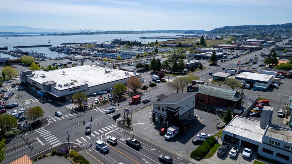 More Photos Of 1202 Commercial Ave, Anacortes Office For Sale
