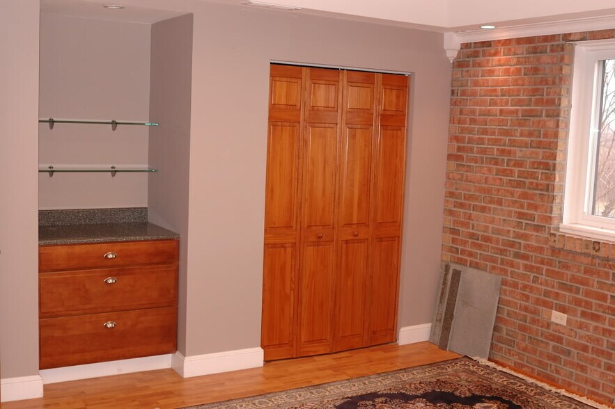 More Photos Of 4944 Ver Plank Rd, Clay Light Manufacturing For Sale
