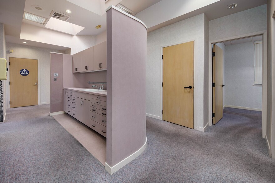 More Photos Of 756 Porter Ave, Stockton Medical For Sale