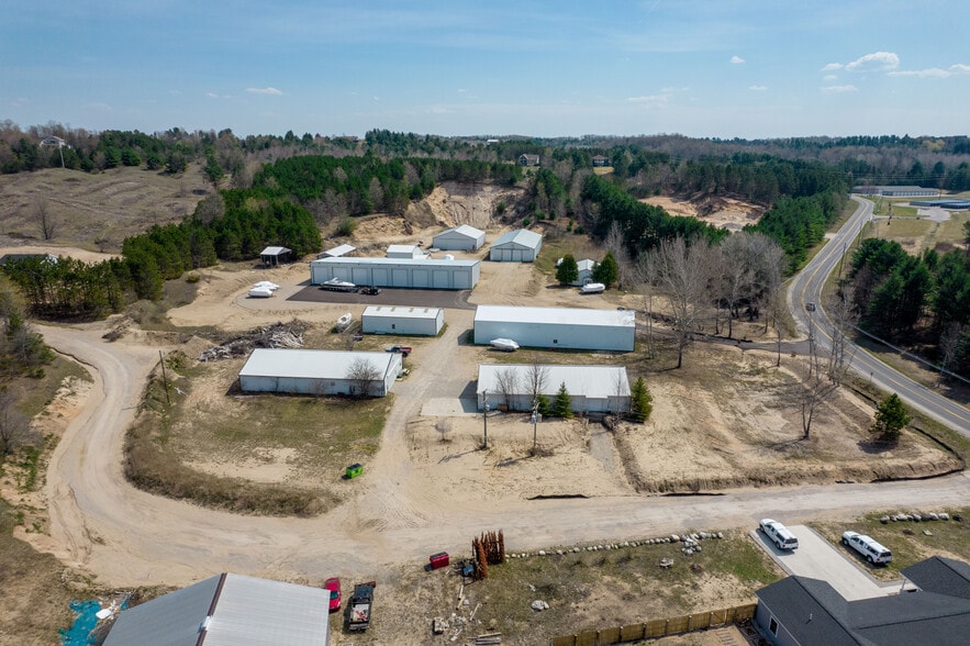 More Photos Of 8597 Bingham Rd, Traverse City Warehouse For Sale