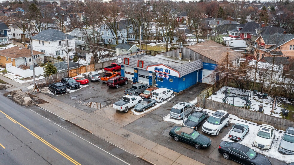 More Photos Of 252 Kenmore Ave, Buffalo Auto Repair For Sale